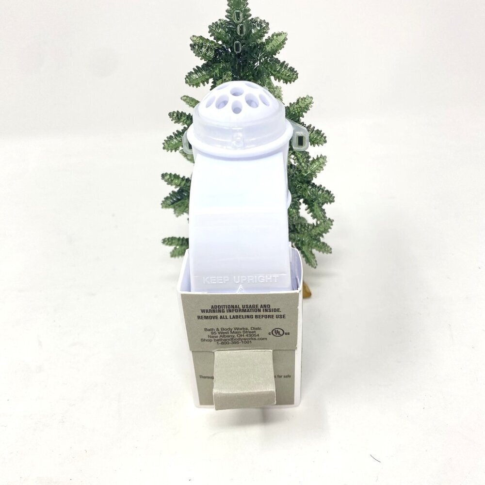 Bath & Body Works Scent Control Wallflower Plug Christmas Tree Gold Basket - Picture 4 of 6